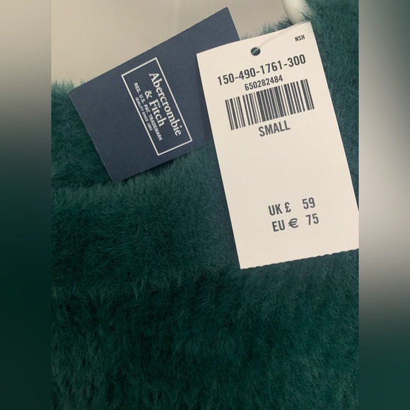 NWT Abercrombie & Fitch sweater - Picture 6 of 6